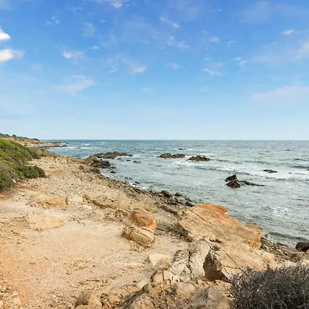 6 Nyaraló Villaputzu